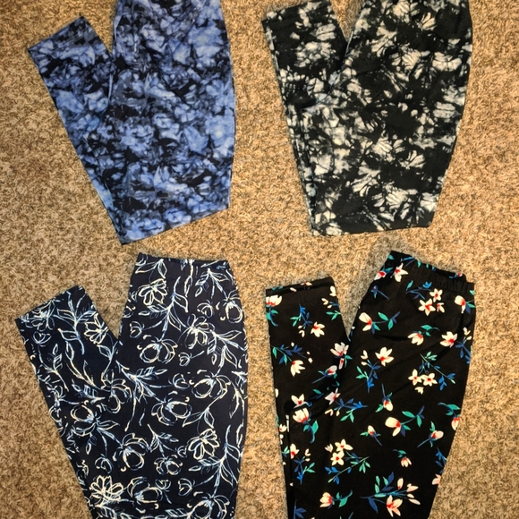 NEW! Bundle Of Leggings (4prs) - Picture 1 of 16